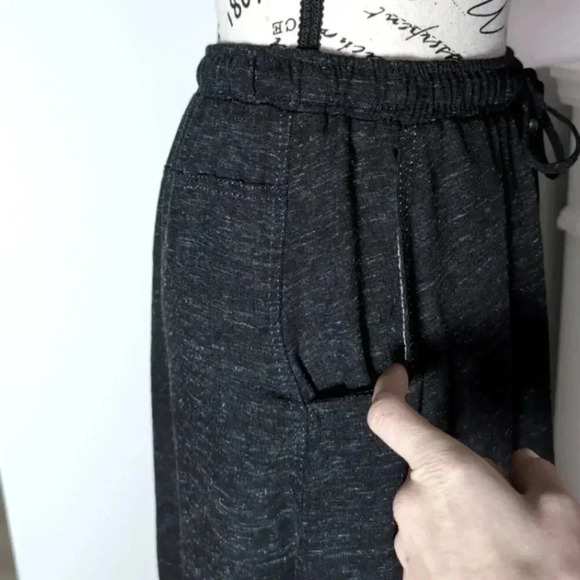 MAX STUDIO | Women's Black/White Textured Linen Blend Semi-Sheer Midi Sk… - Picture 4 of 5